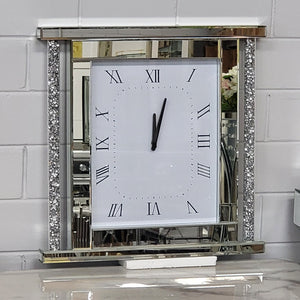 Silver Classic Diamond Crushed Glass Mirrored Silent Wall Clock with an Elegant, Luxurious Look for Perfect Decoration in Classic style