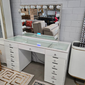 Exclusive Dressing Table and Hollywood Mirror